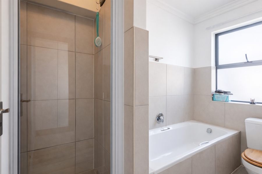 3 Bedroom Property for Sale in Burgundy Estate Western Cape